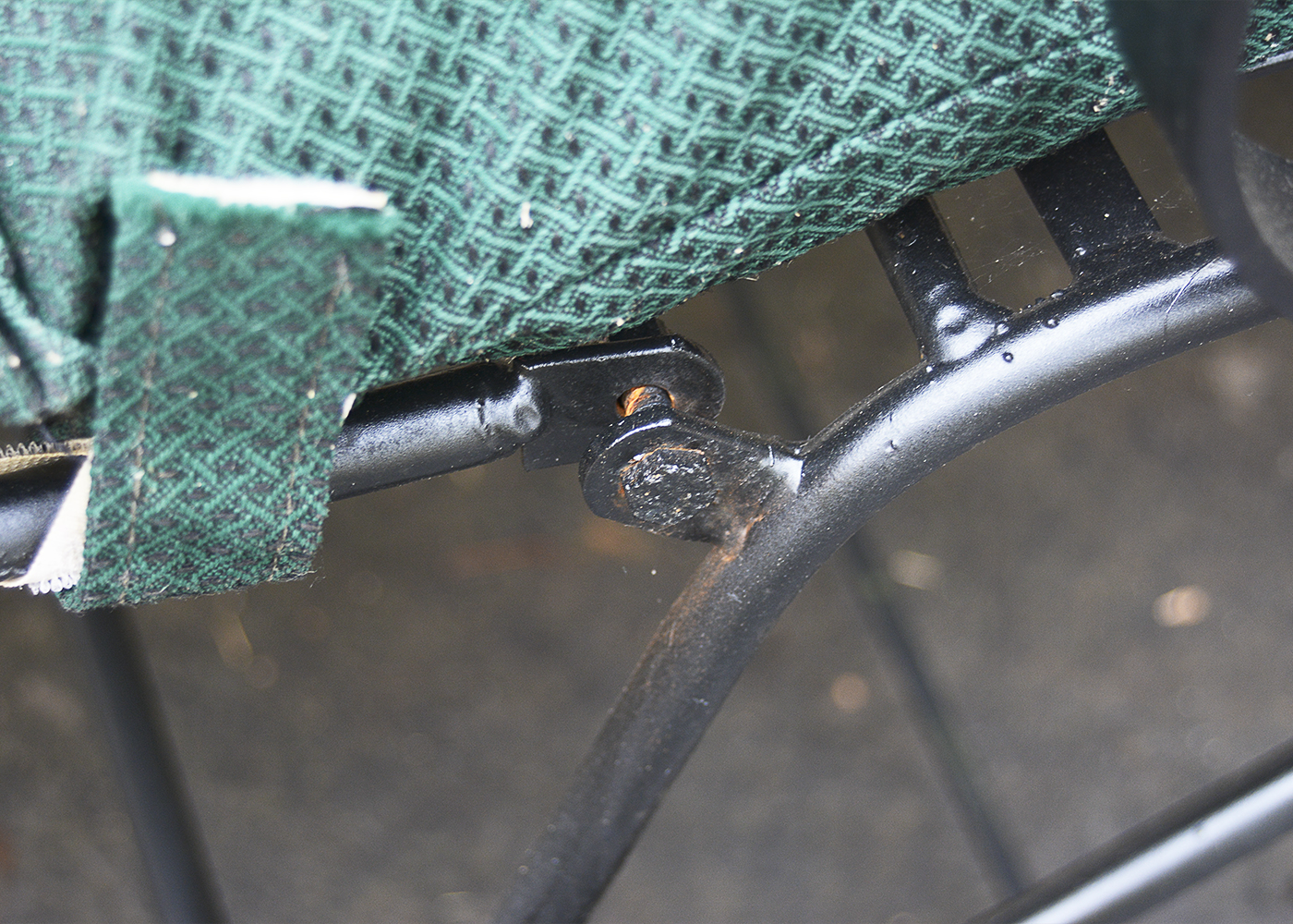 Black Metal Chaise Lounge Patio Chair