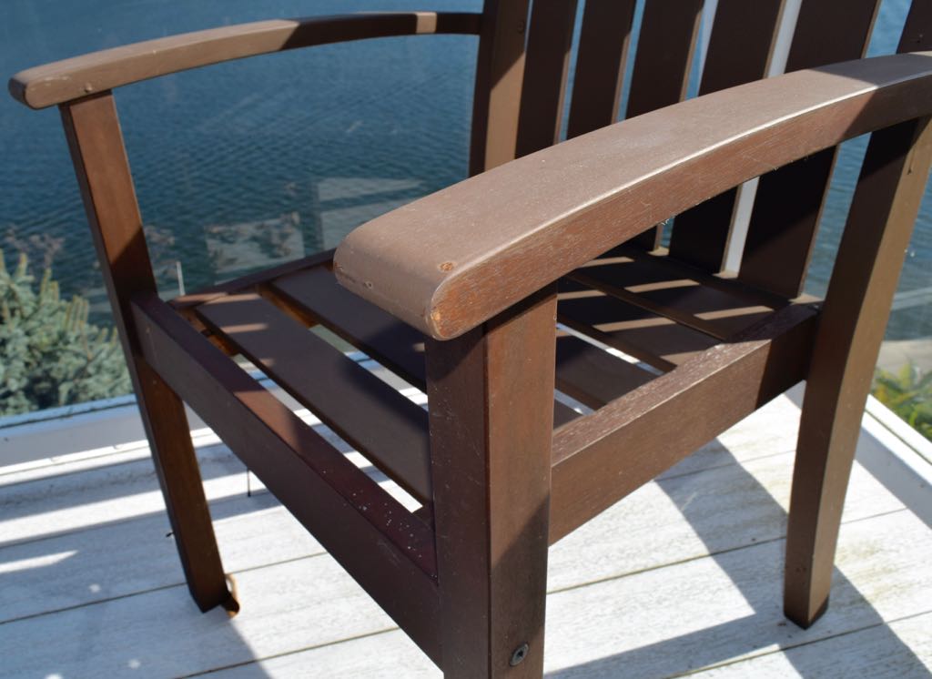 Pottery Barn Outdoor Table With Eight Chairs
