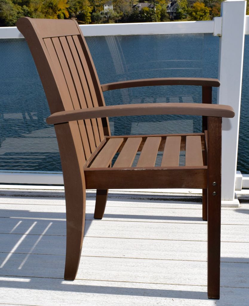 Pottery Barn Outdoor Table With Eight Chairs