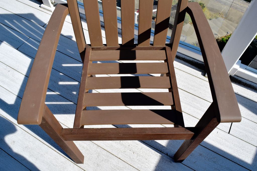 Pottery Barn Outdoor Table With Eight Chairs