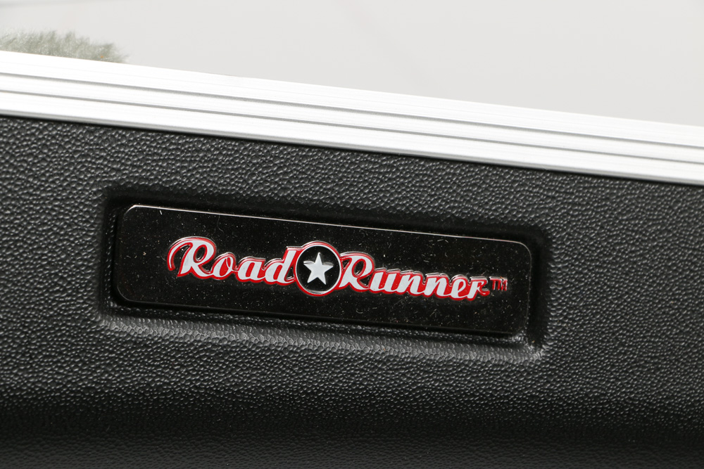 Yamaha F335 Acoustic Guitar With Case