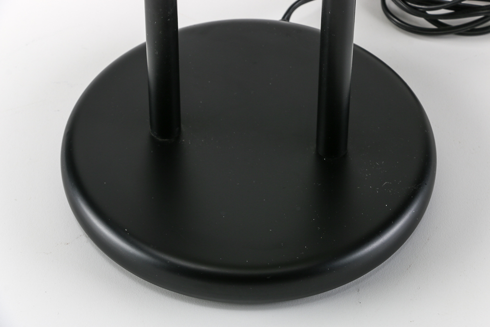 Black Metal Desk Lamp