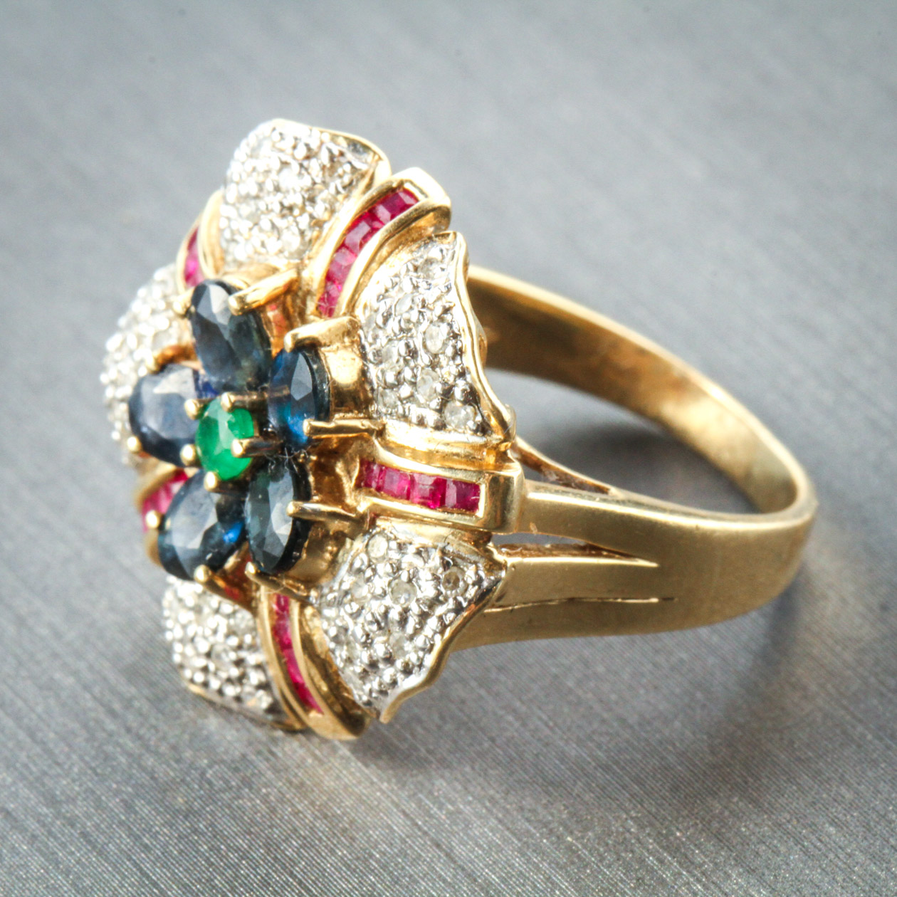14K Yellow Gold Flower Ring