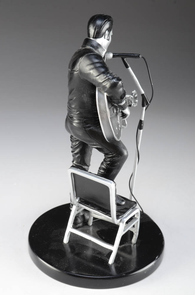 Hamilton Collection "Elvis Presley's '68 Comeback Platinum Edition" Figurine