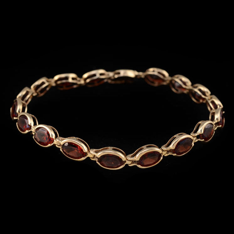 14K Yellow Gold Oval Garnet Linked Bracelet