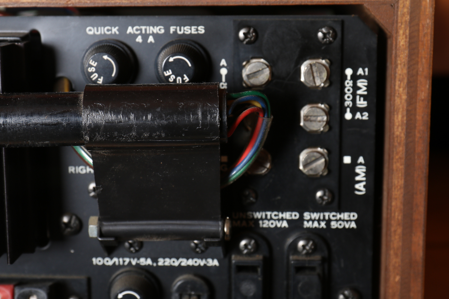 Sansui Stereo Tuner/Amplifier and Speakers