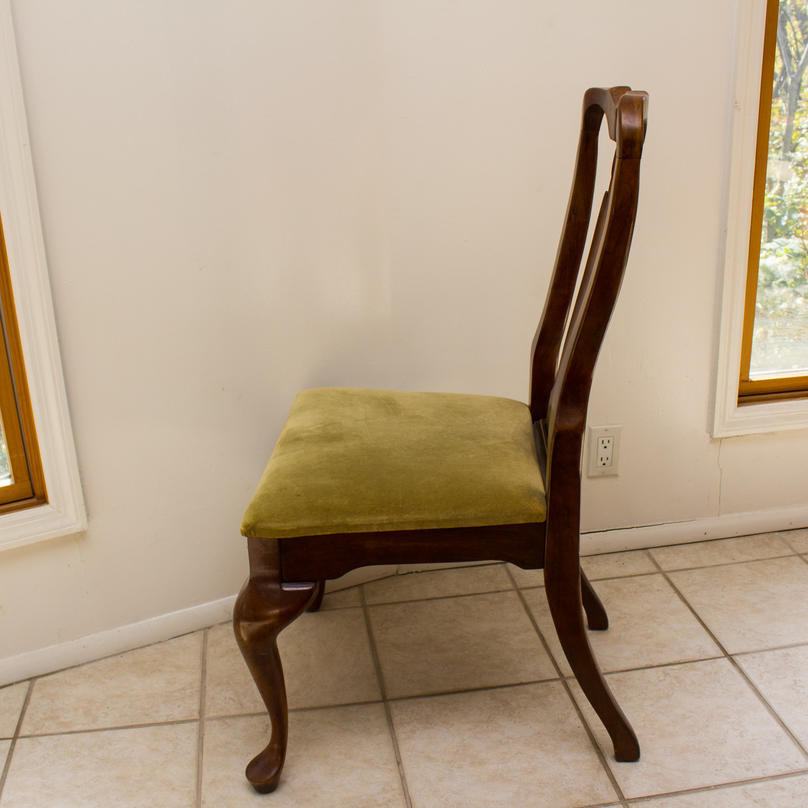 Cherry Dining Table and Chairs