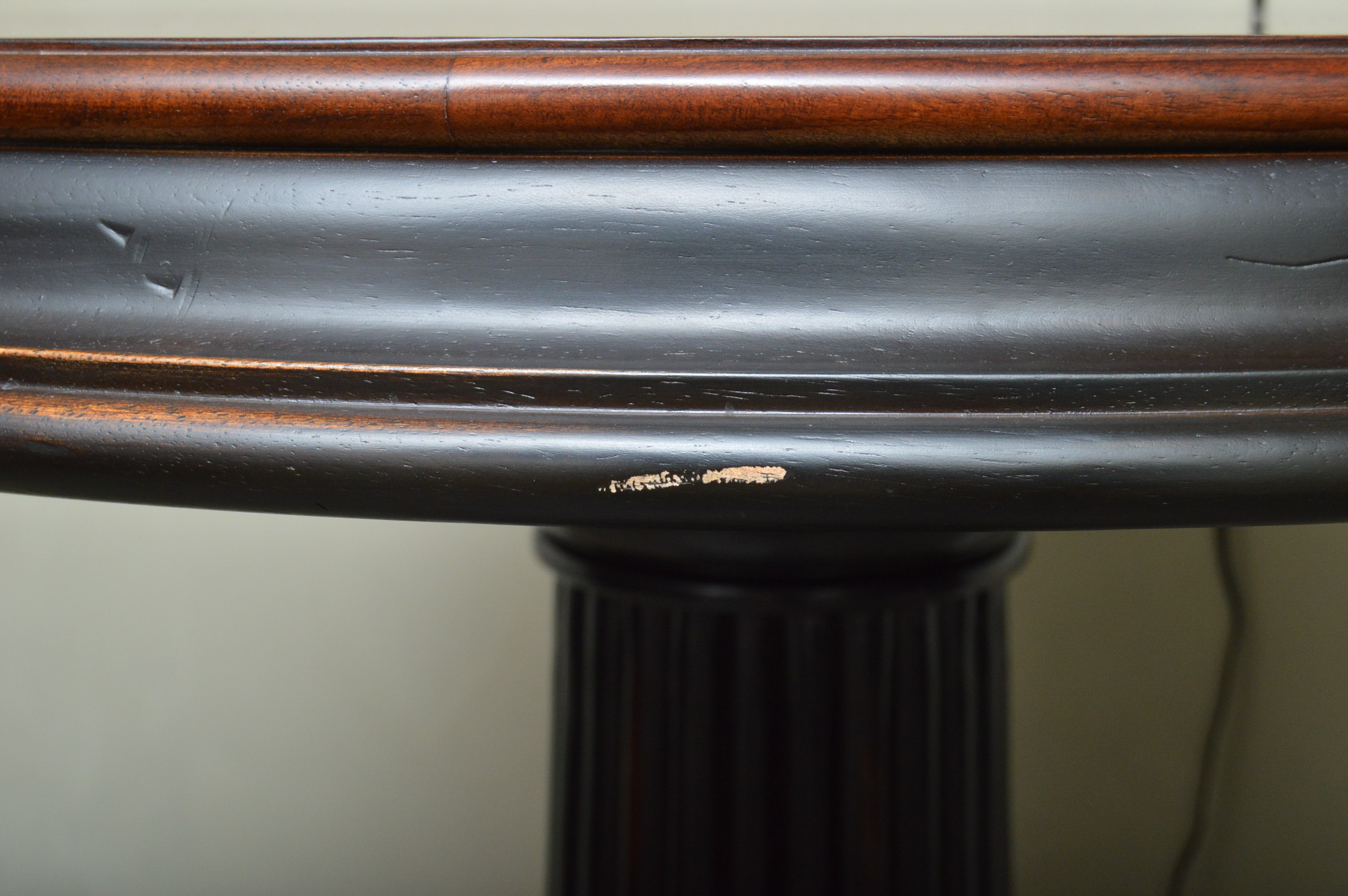 Havertys Furniture Pub Table with Hillsdale Stools