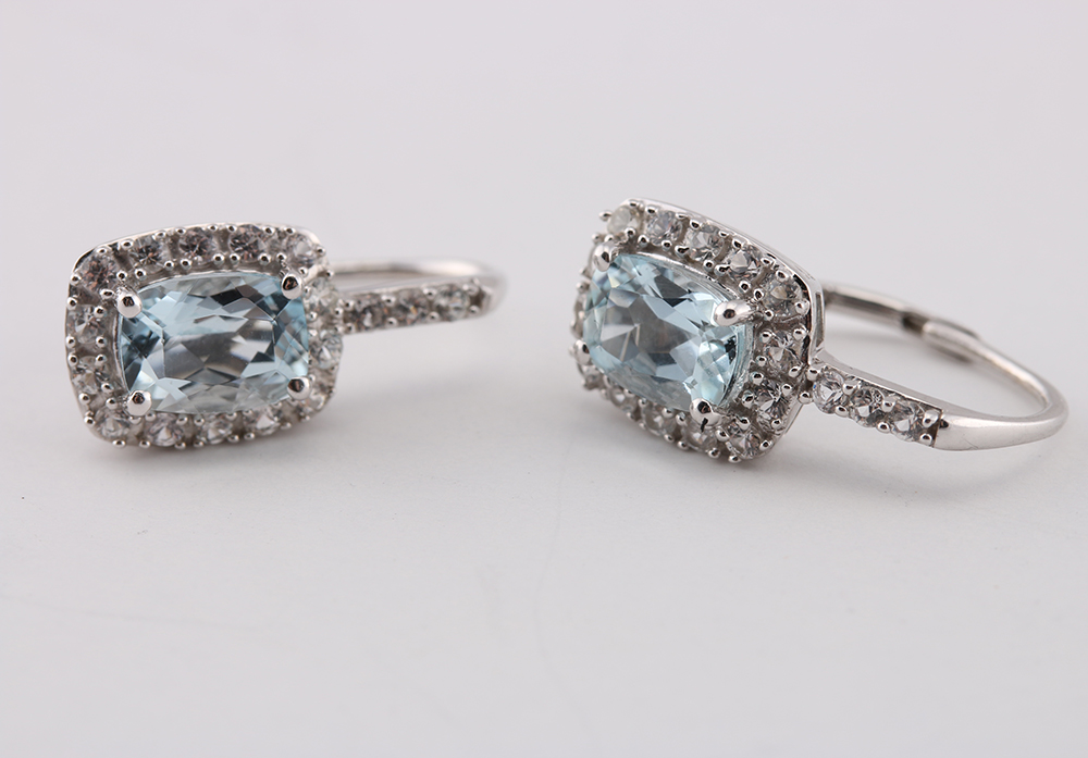 14K White Gold Aquamarine Sapphire Earrings