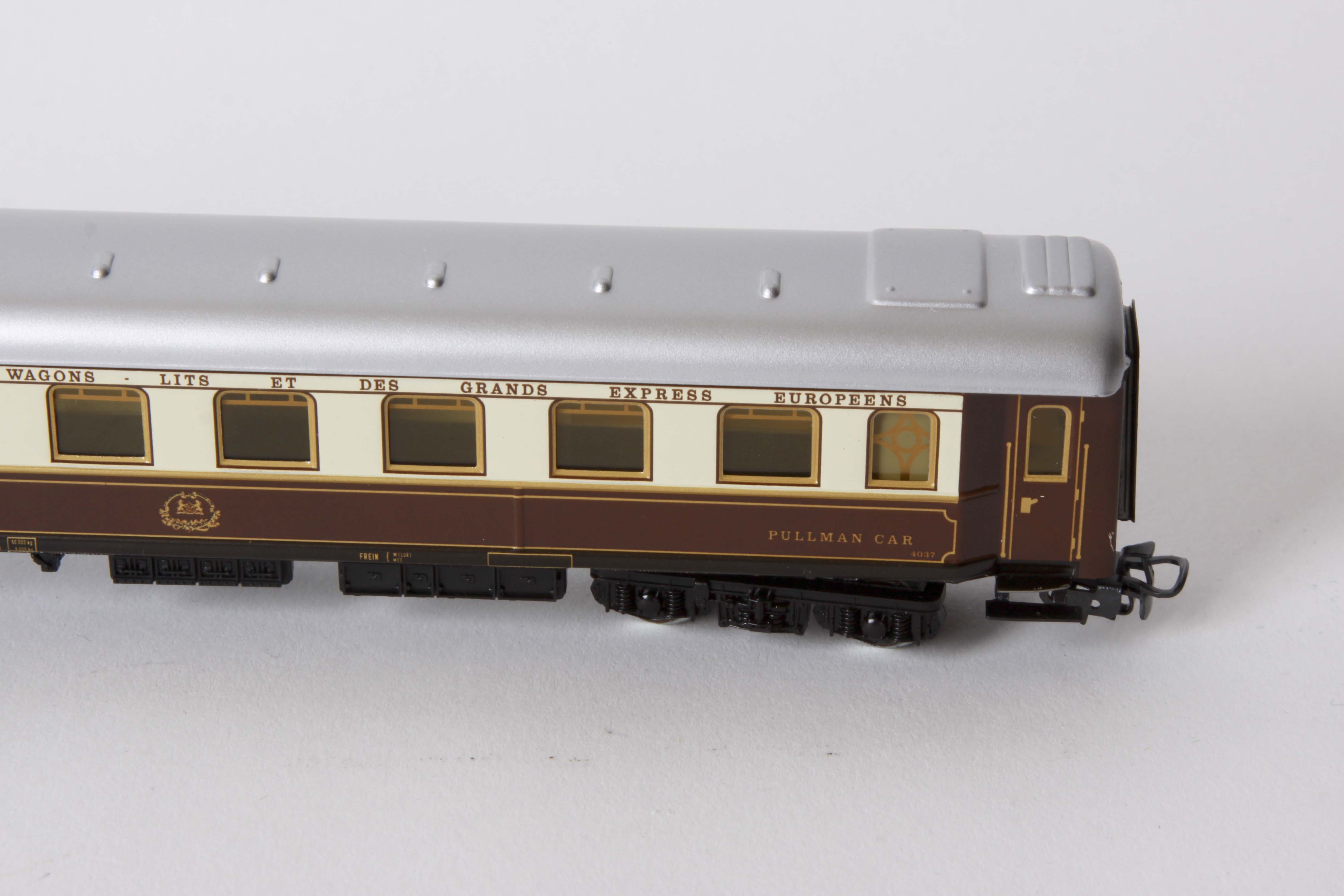 Primex Model 2701 "Orient Express" 1988 Limited Edition Train Set
