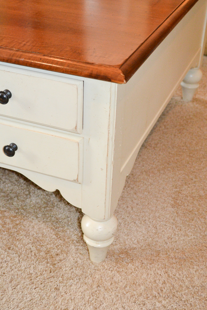 Ethan Allen Farmhouse Style Coffee Table