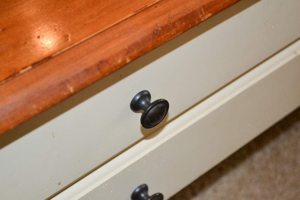 Ethan Allen Farmhouse Style Coffee Table