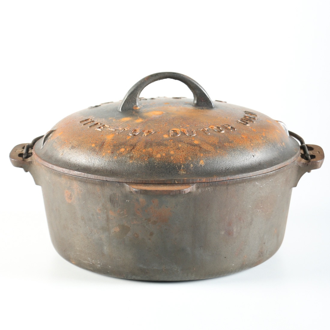 Vintage Cast Iron Griswold No. 8 "Tite-Top" Dutch Oven