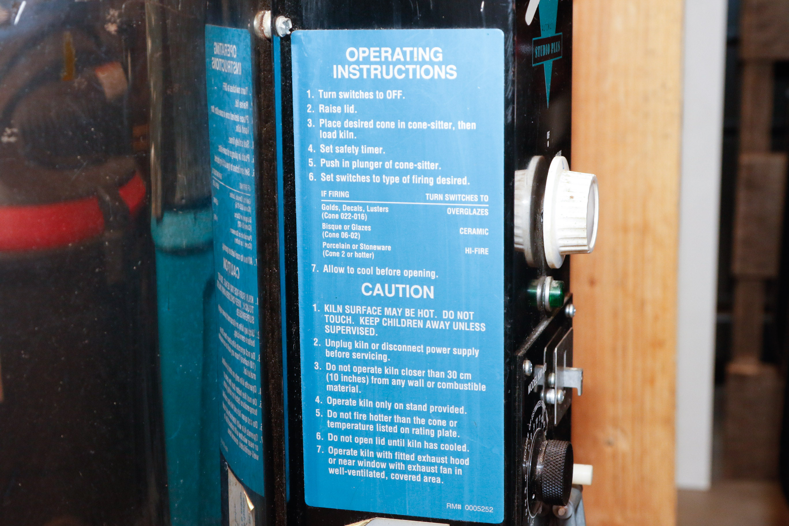 Duncan Teacher Plus Pottery Kiln KM400