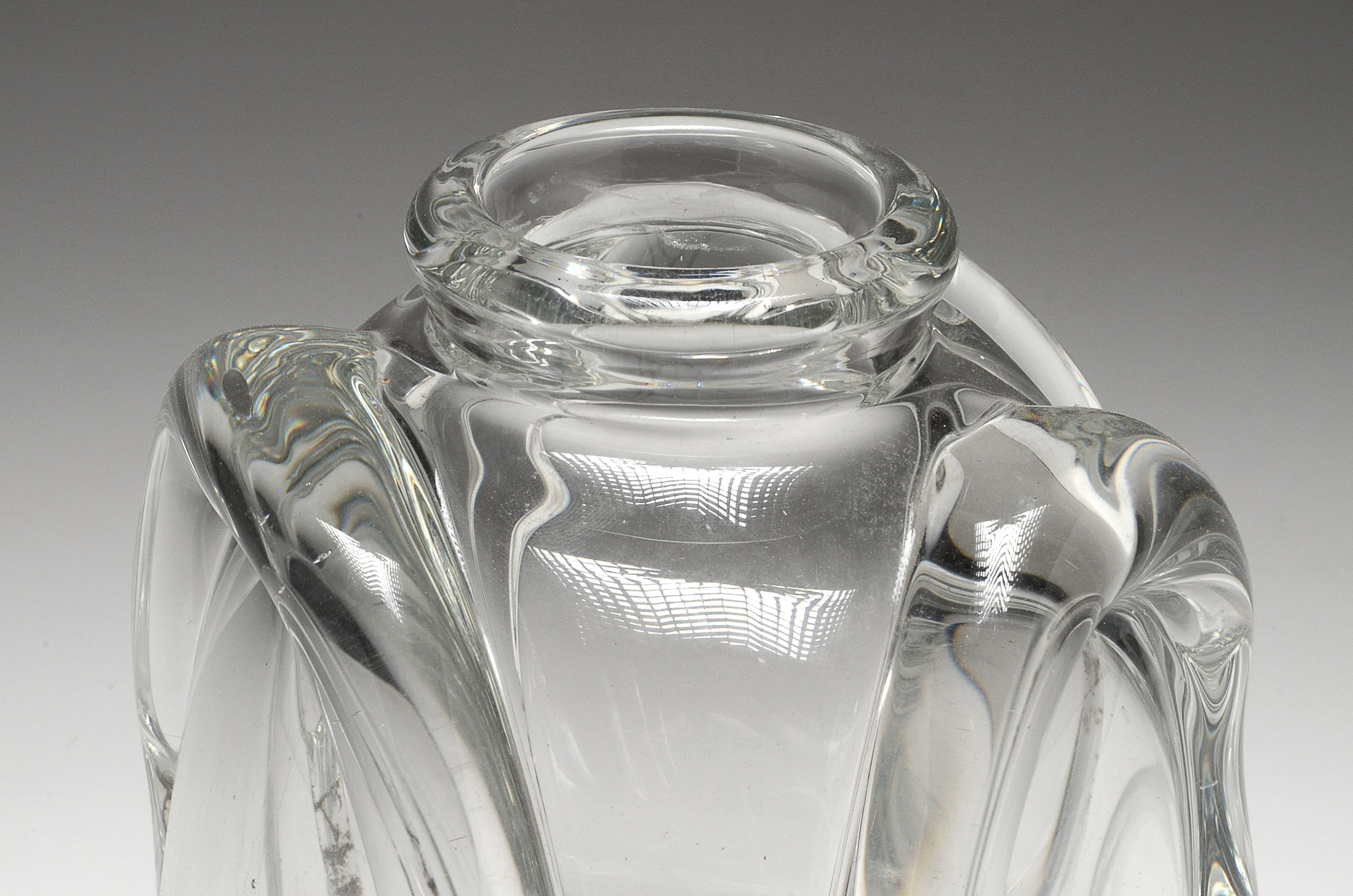 Mid-Century Gehlin-Gullaskruf Swedish Art Glass Vase