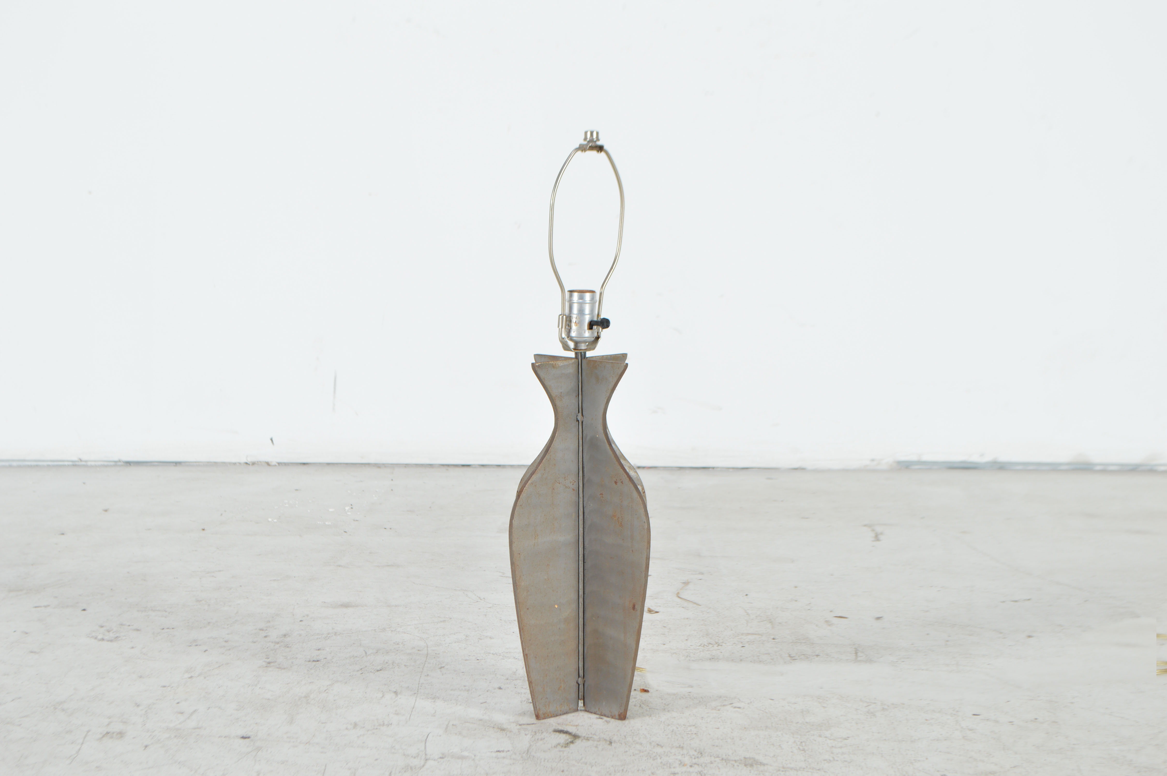 Modern Metal Table Lamps