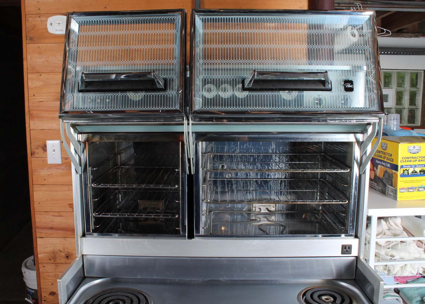 Vintage 1960's Frigidaire Flair Range