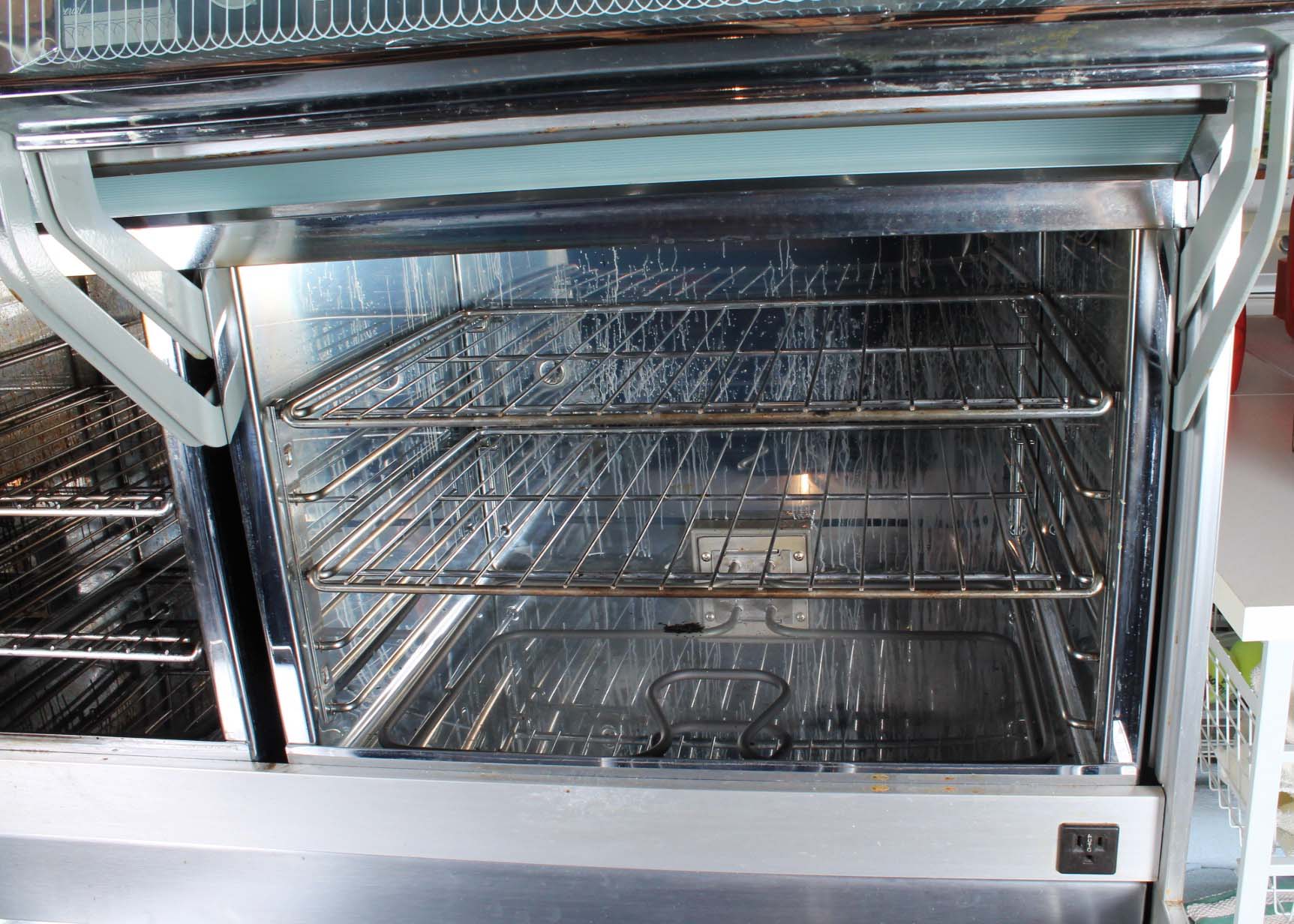 Vintage 1960's Frigidaire Flair Range