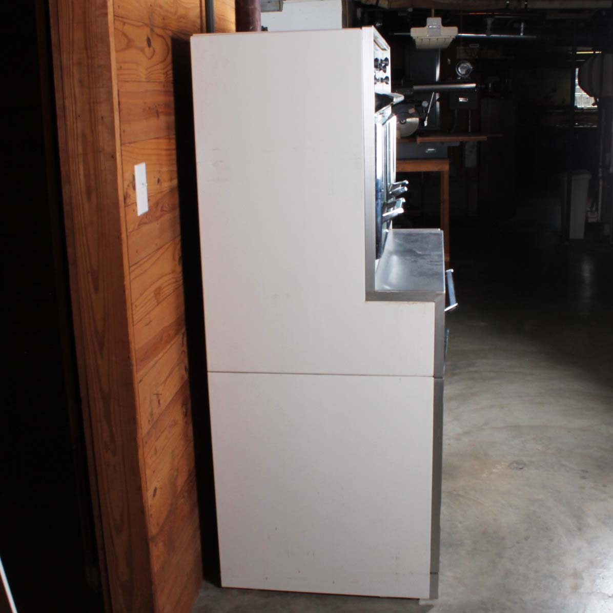 Vintage 1960's Frigidaire Flair Range