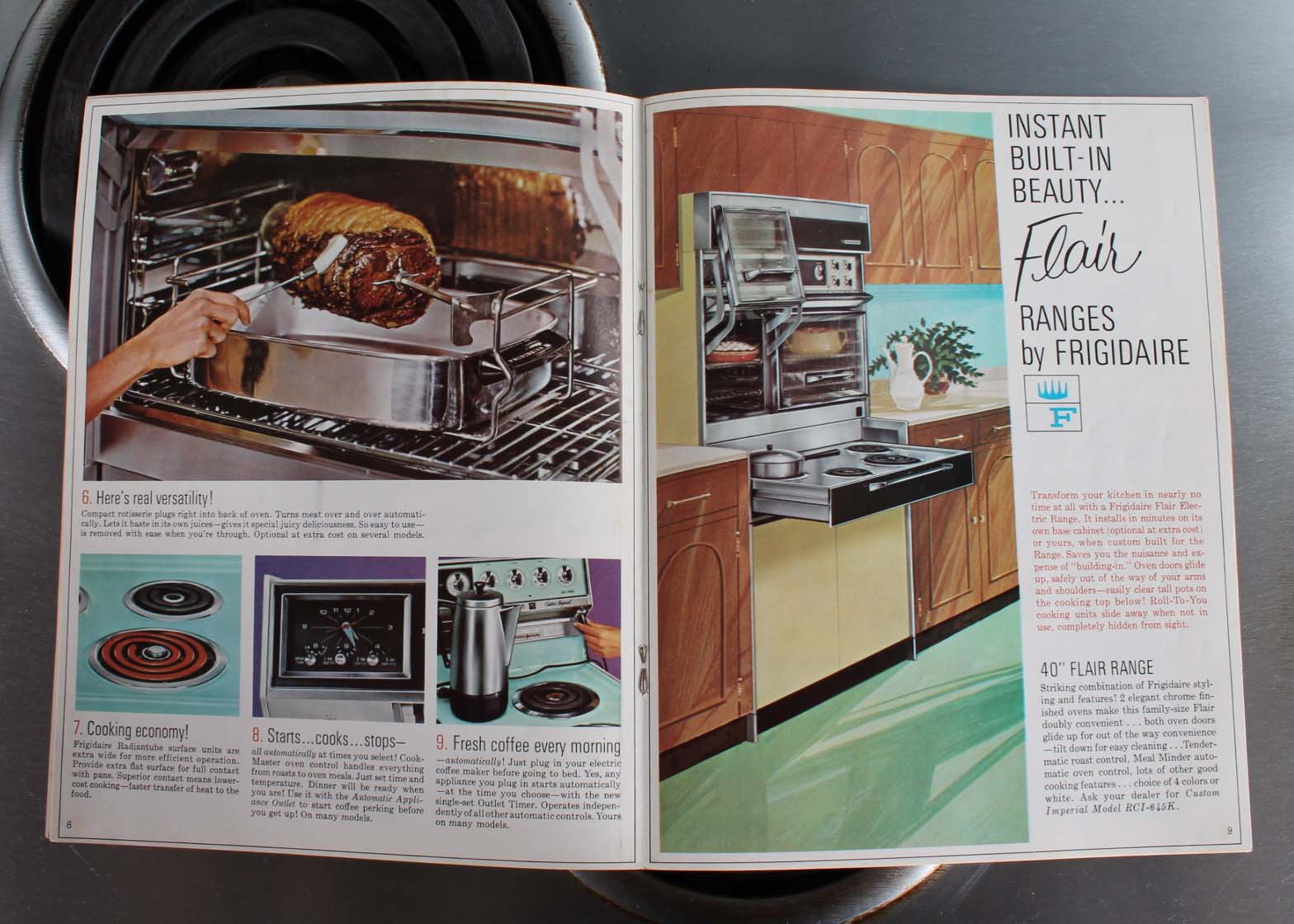 Vintage 1960's Frigidaire Flair Range