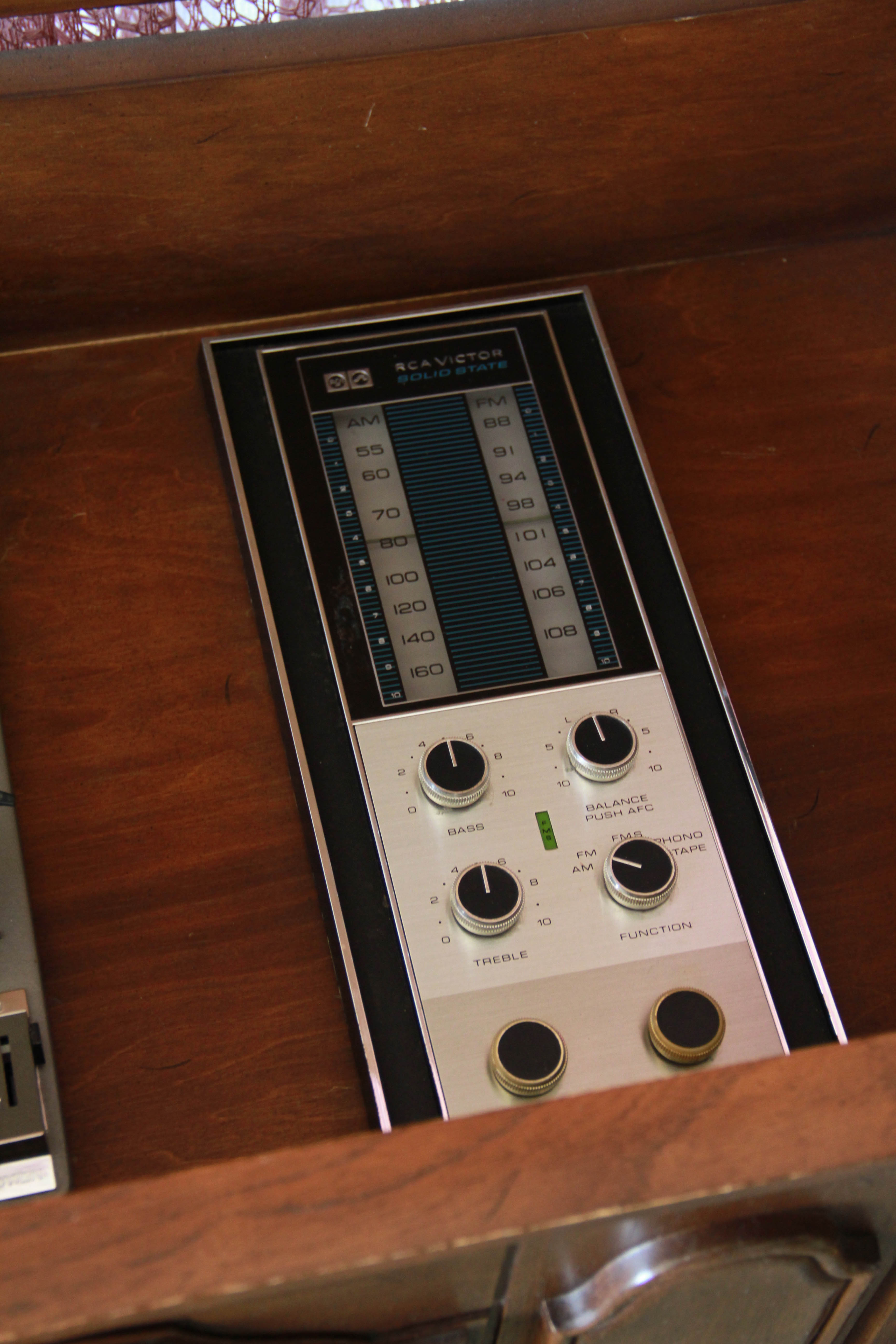 Vintage RCA Hi-Fi Stereo in Cabinet