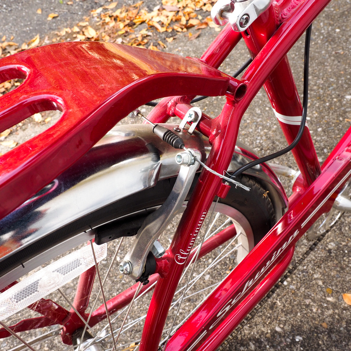 Schwinn "Point Beach" Men's Cruiser Bicycle