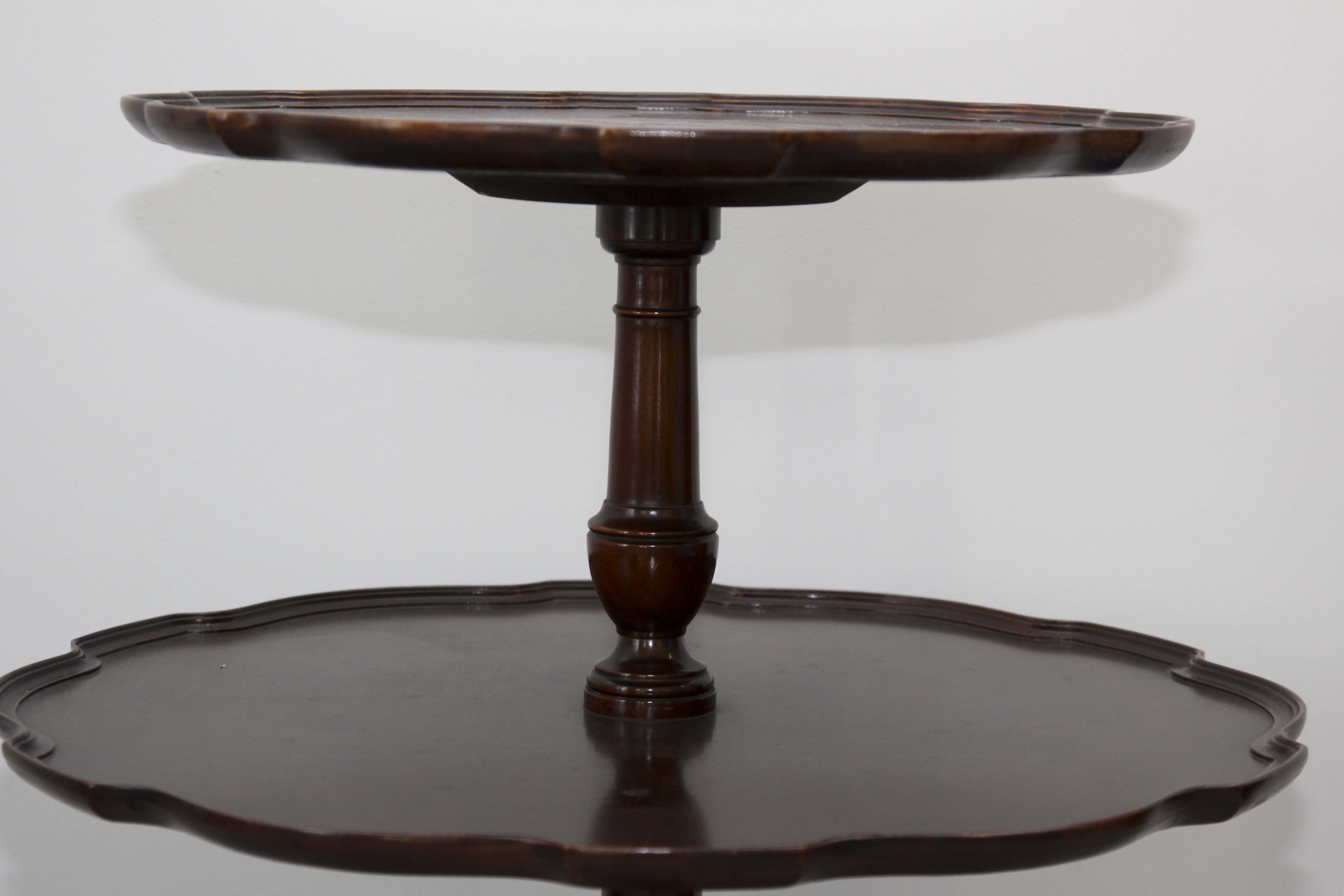 Wooden Two-Tier Pie Crust Table