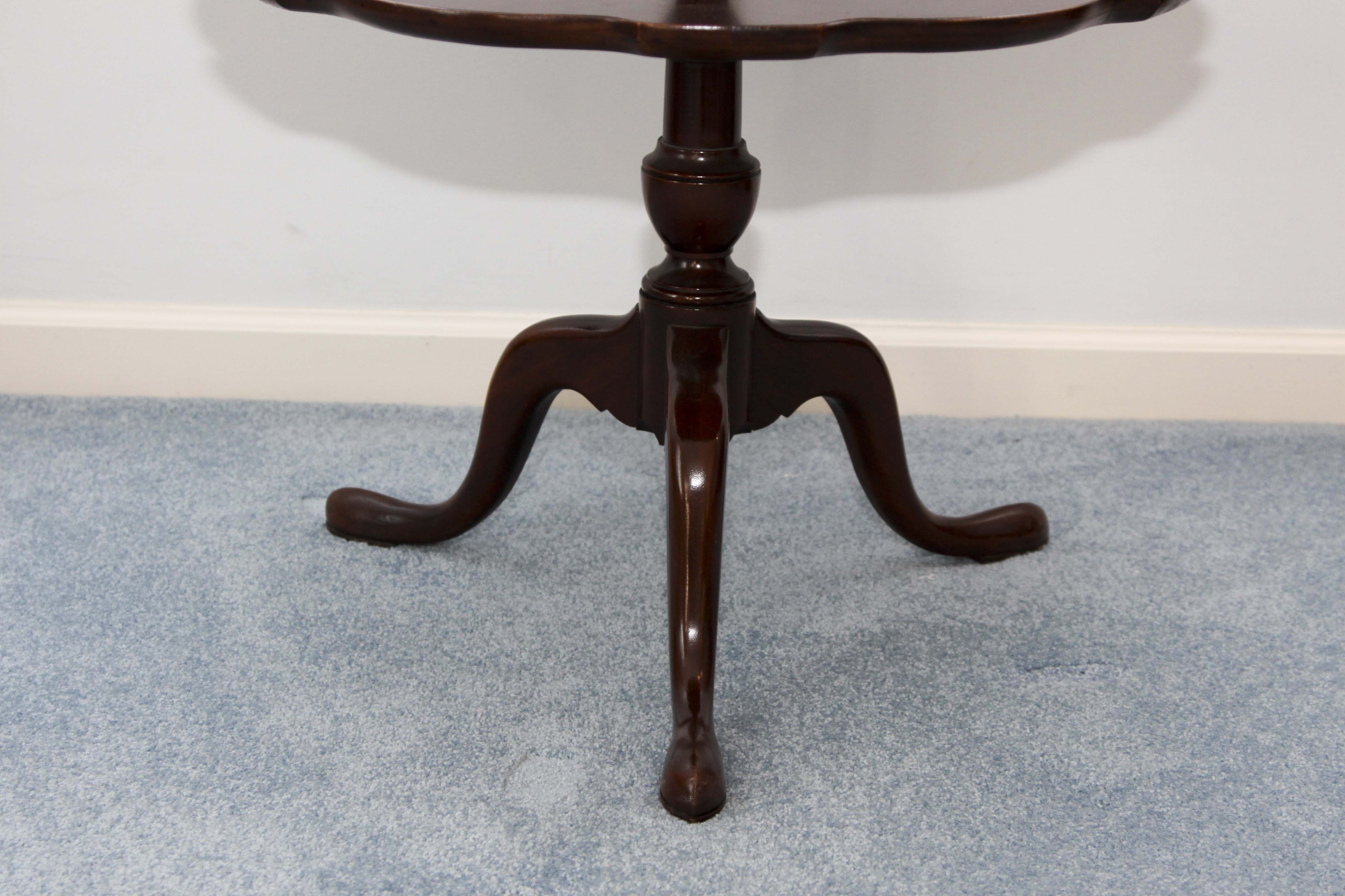 Wooden Two-Tier Pie Crust Table