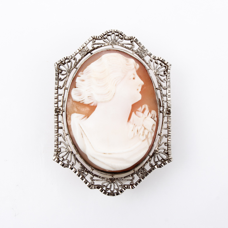 14K White Gold Cameo