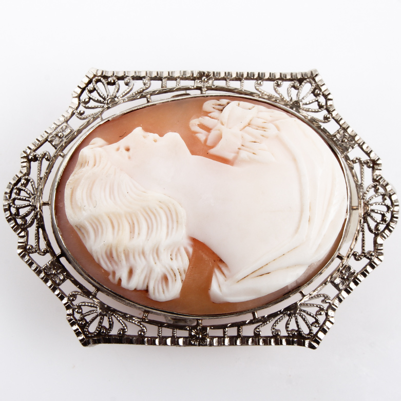 14K White Gold Cameo