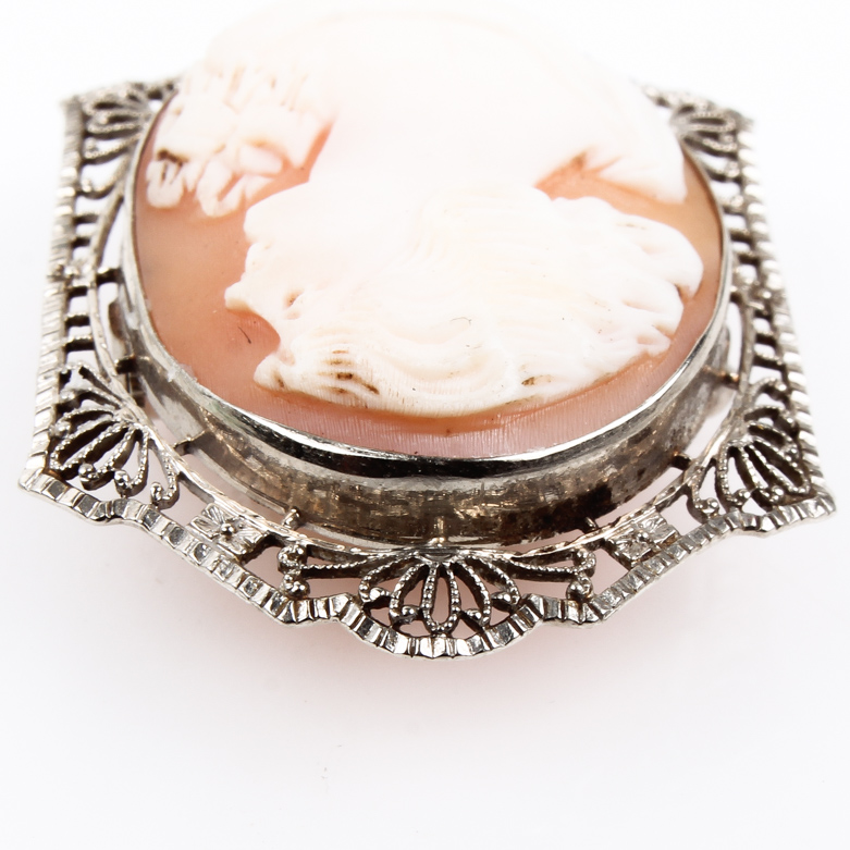 14K White Gold Cameo