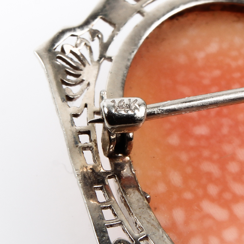 14K White Gold Cameo