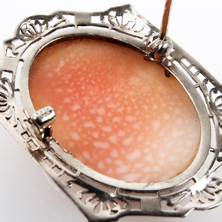 14K White Gold Cameo