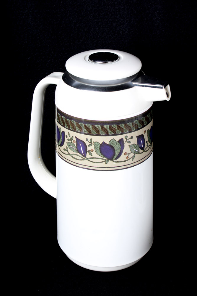 Mikasa Intaglio "Arabella" Casual Dinnerware