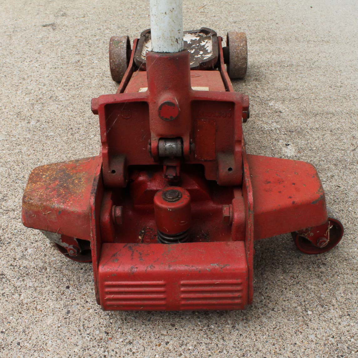 Blackhawk Hydraulic Floor Jack