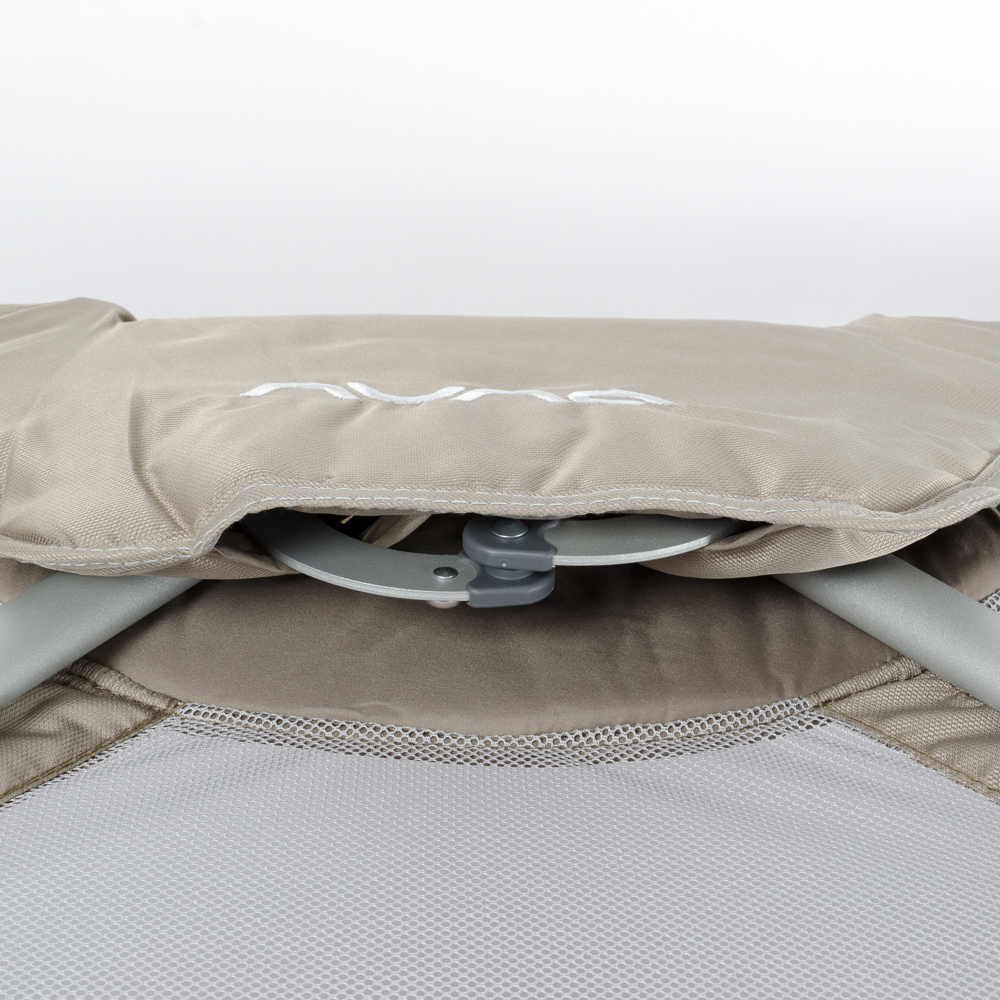 Nuna "SENA" Travel Crib