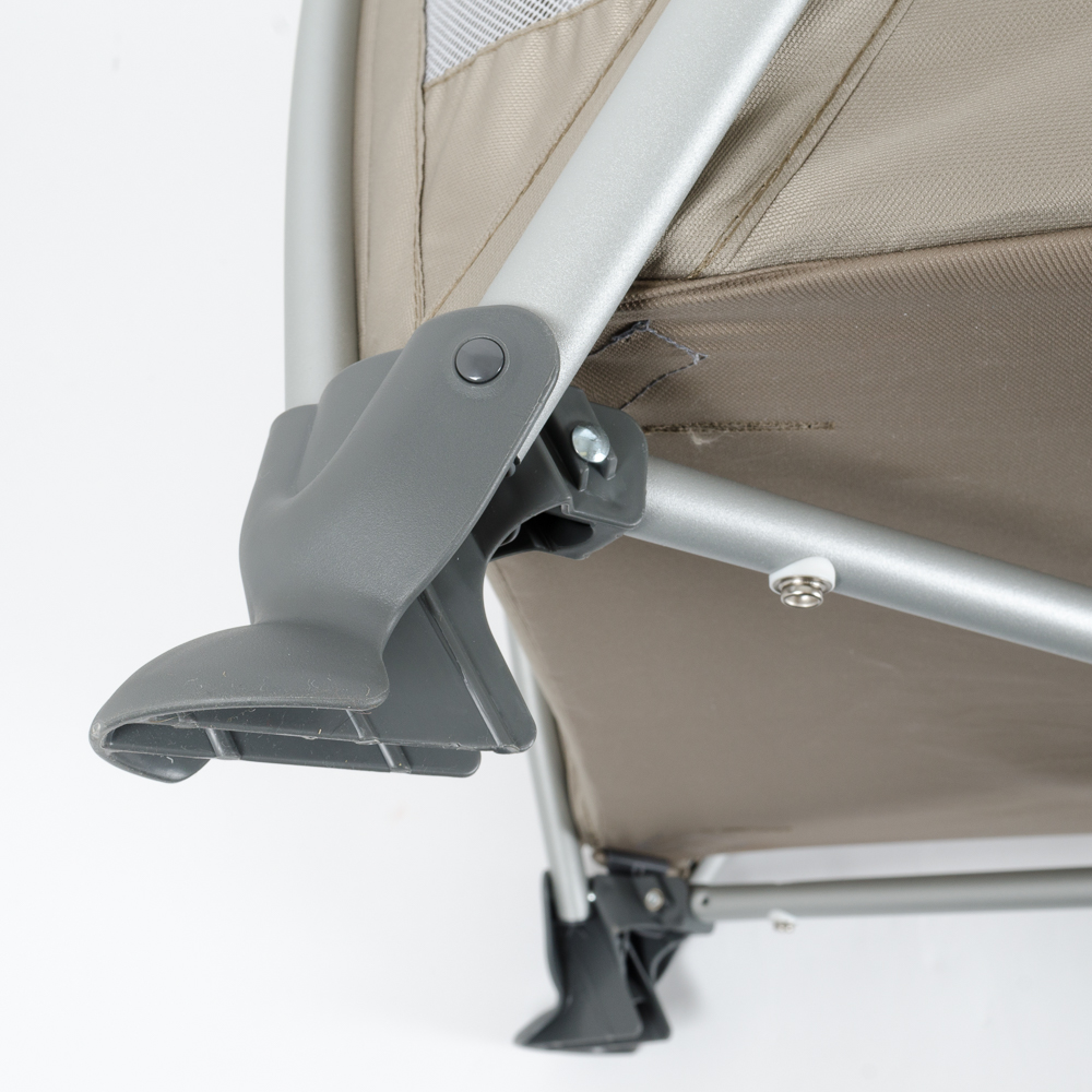 Nuna "SENA" Travel Crib