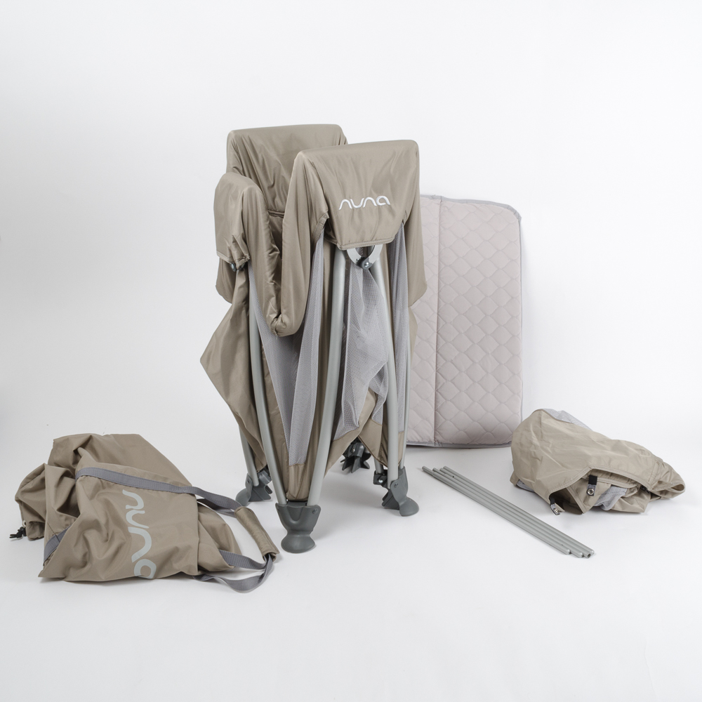 Nuna "SENA" Travel Crib