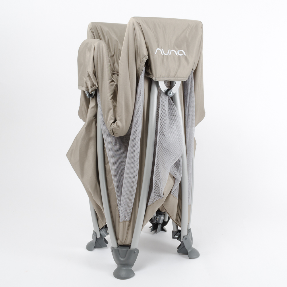 Nuna "SENA" Travel Crib
