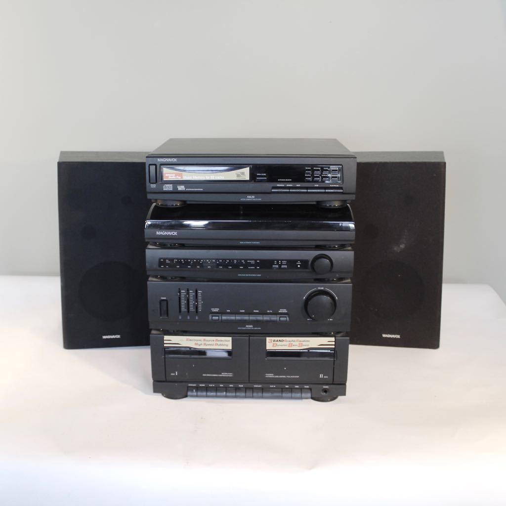 Magnavox Stereo With CD Player and Speakers