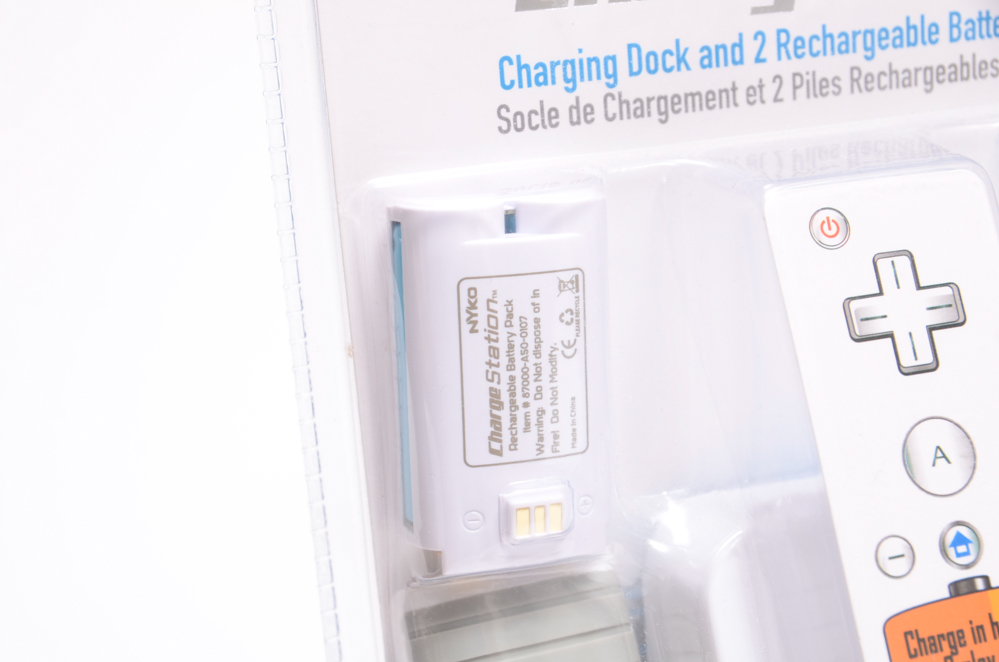 Nyko Charging Station For the Wii Remote