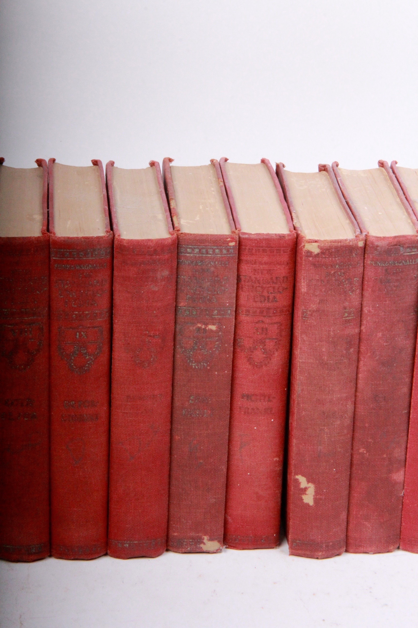 1931 Funk and Wagnalls New Standard Encyclopedia of Universal Knowledge