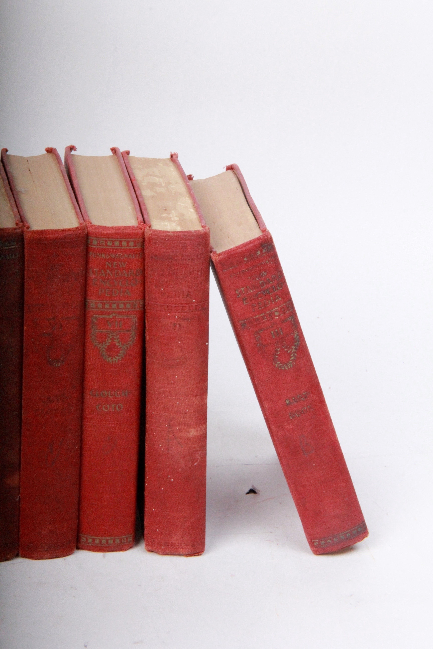 1931 Funk and Wagnalls New Standard Encyclopedia of Universal Knowledge