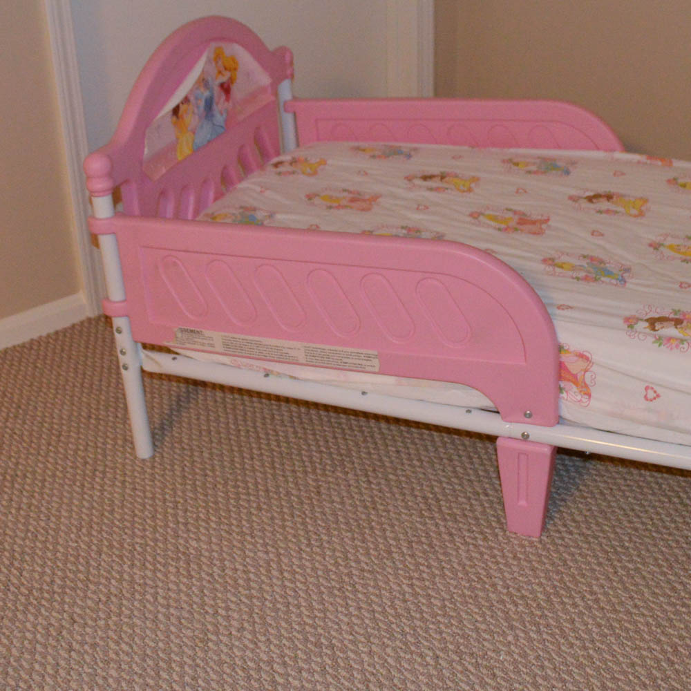 Delta Disney Princess Toddler Bed