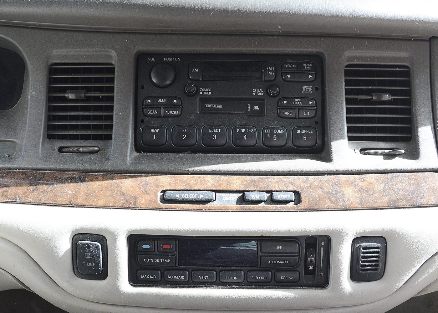 1997 Lincoln Town Car