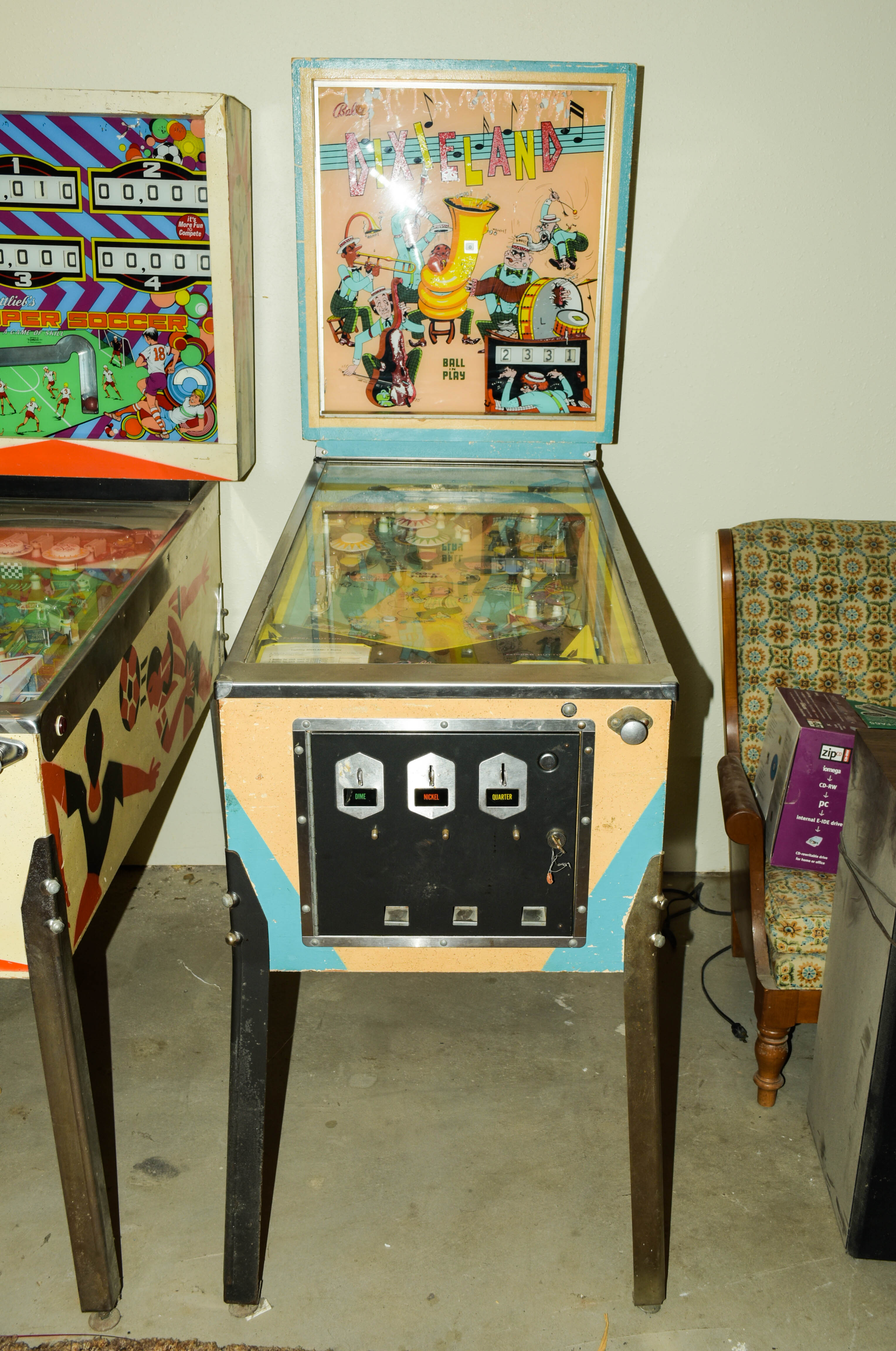 Vintage Bally "Dixieland" Pinball Machine