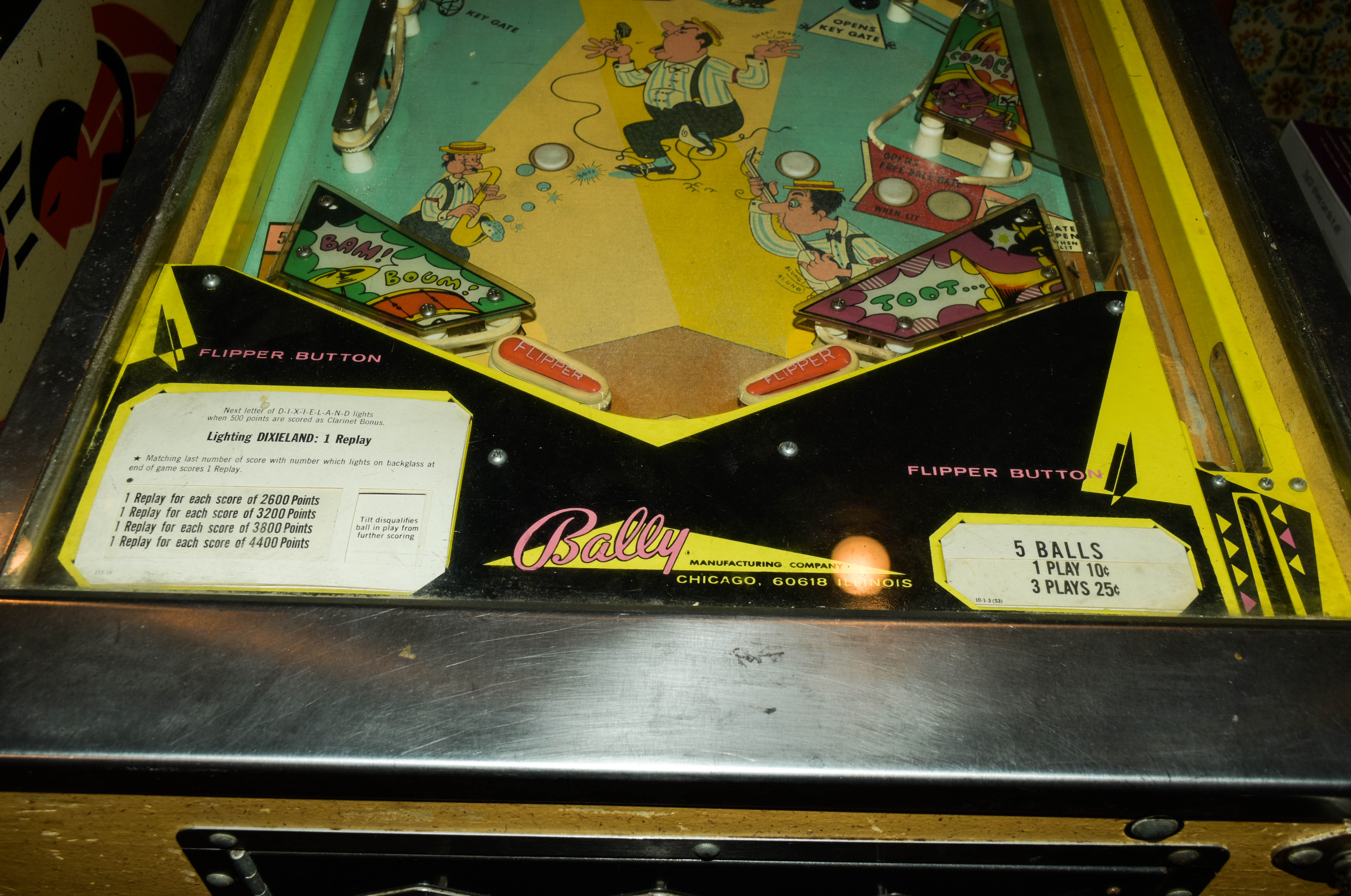 Vintage Bally "Dixieland" Pinball Machine