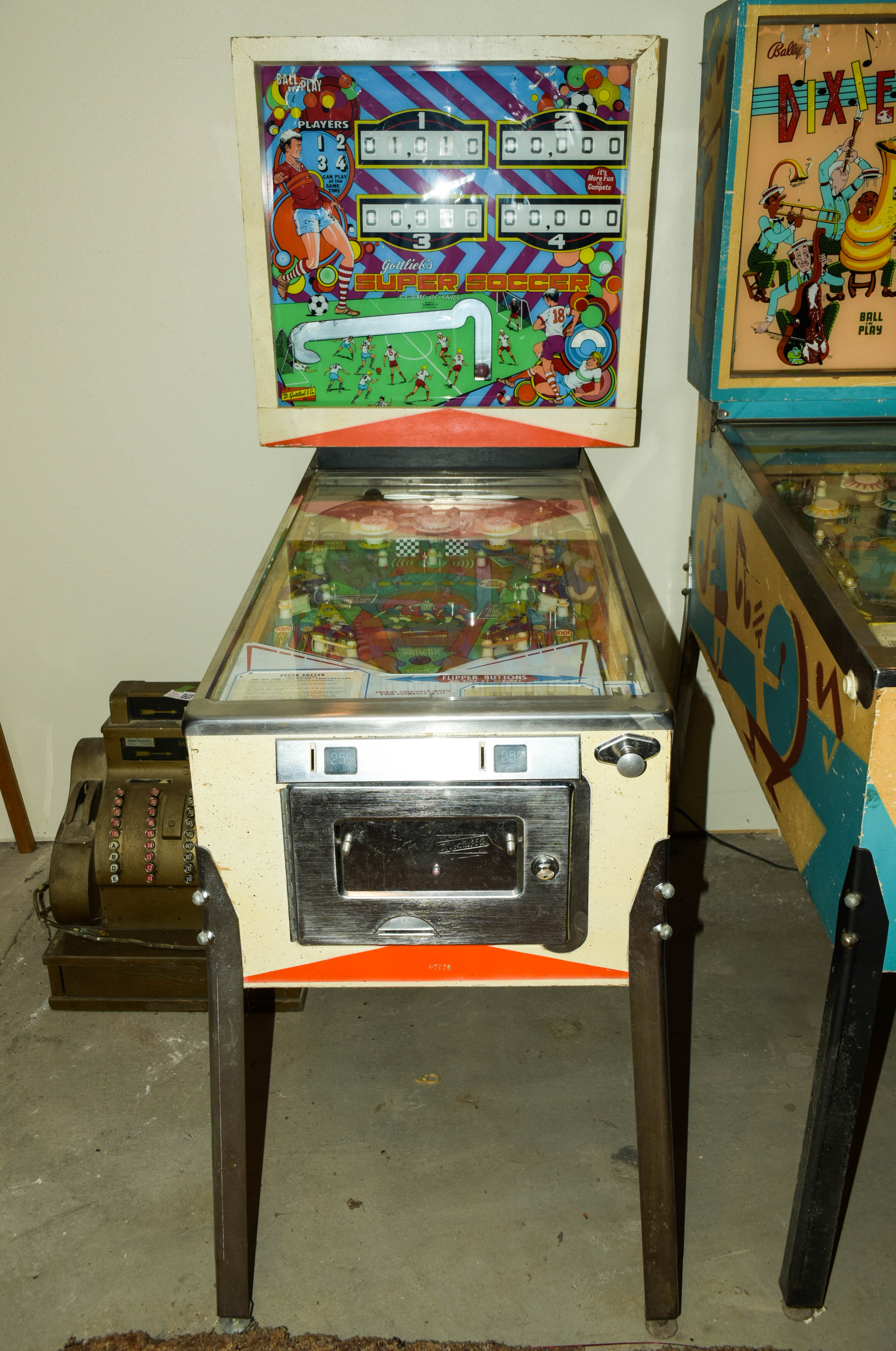 Vintage 1970s "Super Soccer" Pinball Machine