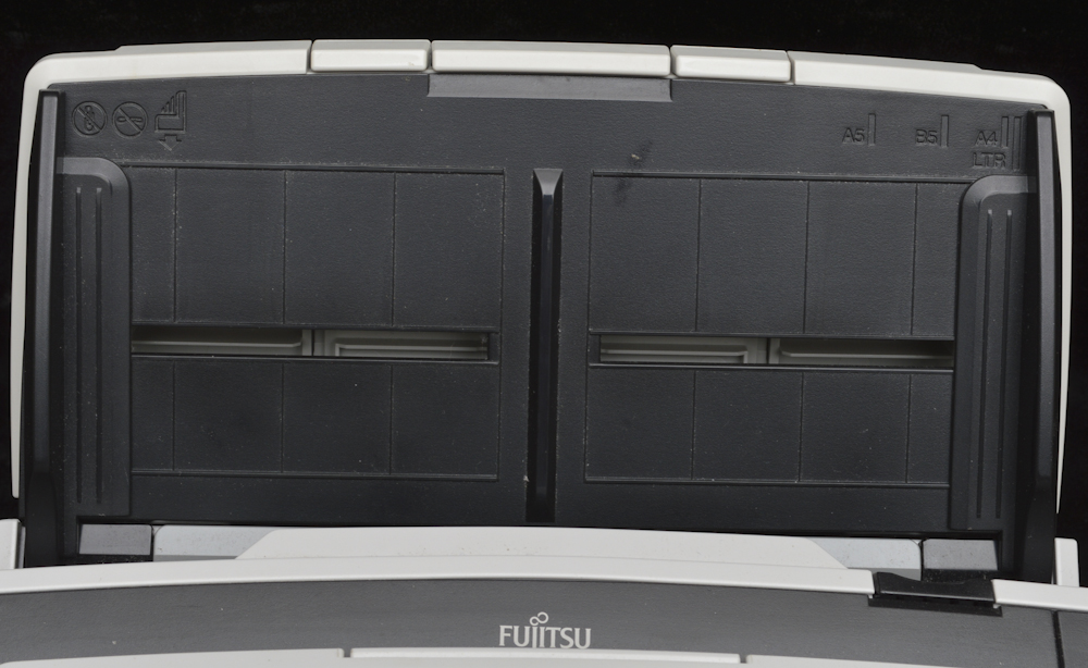 Fujitsu Fi 6130 Document Scanner
