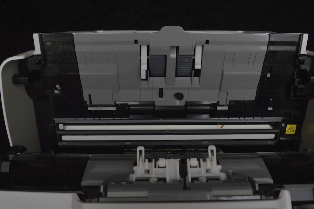 Fujitsu Fi 6130 Document Scanner